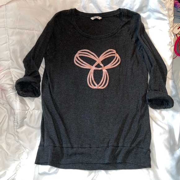 TNA comfy tee - Picture 1 of 4